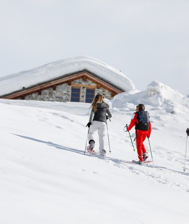 Snow-shoe hiking itineraries