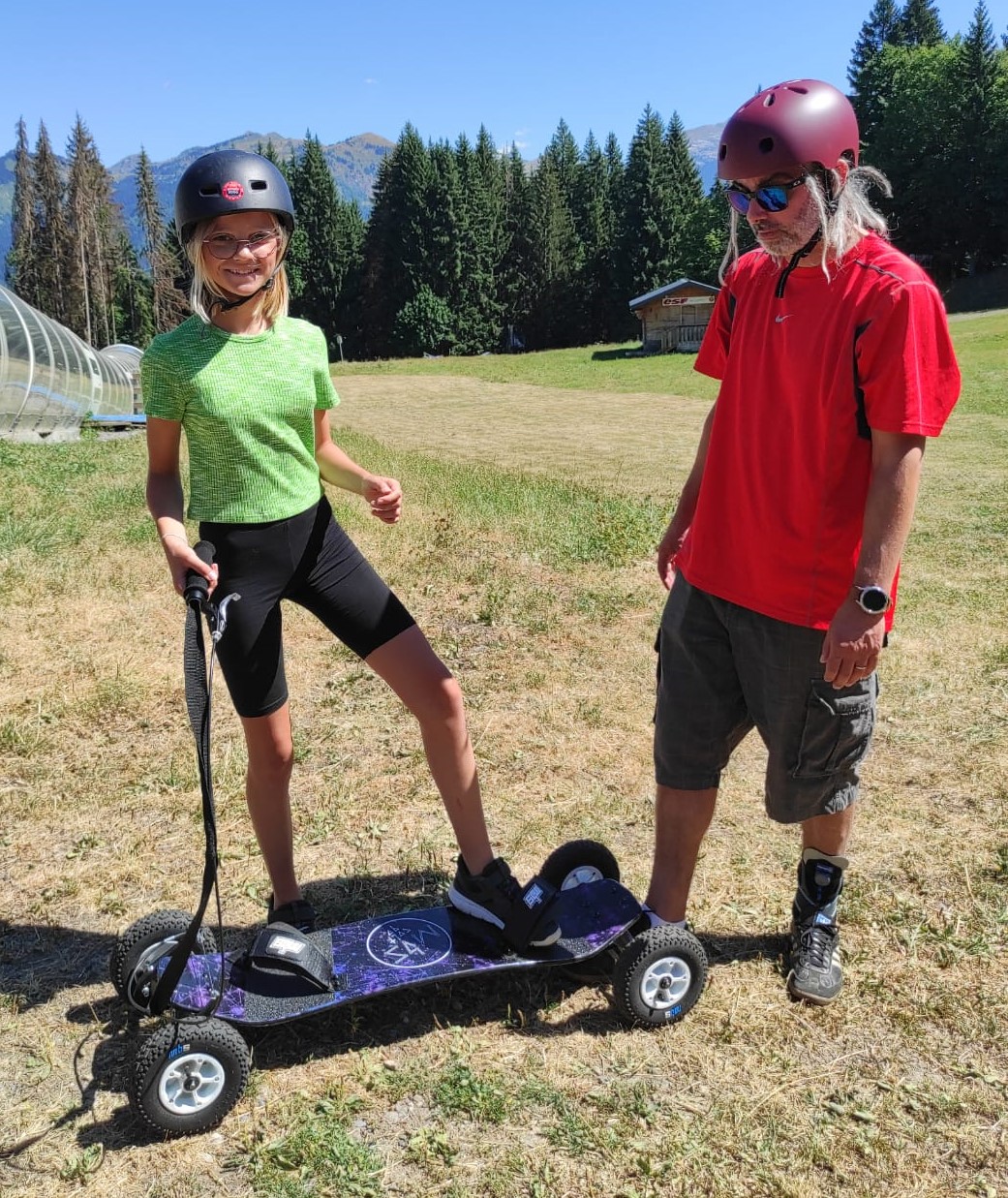 Come and discover mountainboard in Morillon 1100 Les Esserts!