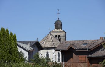 Guided tour of the village of Morillon, in French