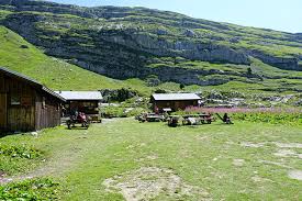 Yoga classes at the refuge de Sales