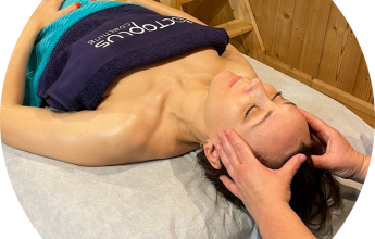 Wellness massage with “Une parenthèse entre mes mains” (A parenthesis between my hands)
