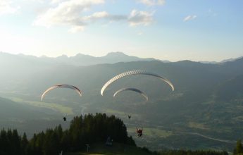 “Introductory training” paragliding course