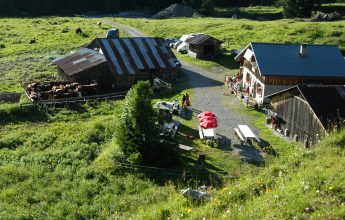 Hiking itinerary: Grande Traversée des Alpes – GR 5 – Chardonnière – Samoëns
